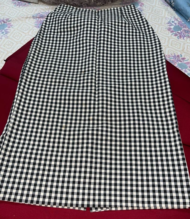 Classic Gingham Print Midi Skirt