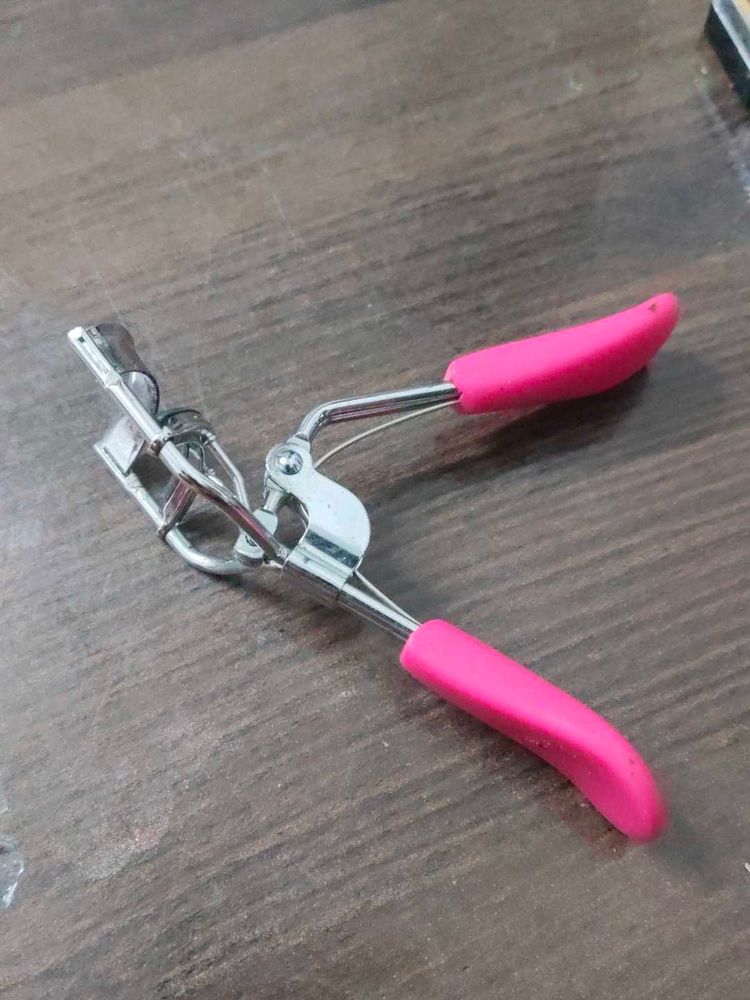 Eyelash Curler