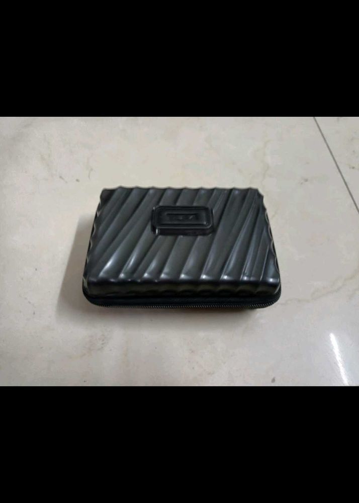 tumi box