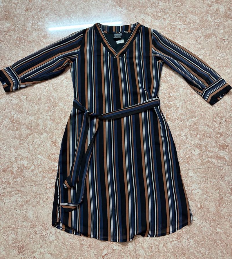 Striped V-Neck Tie-Waist Dress