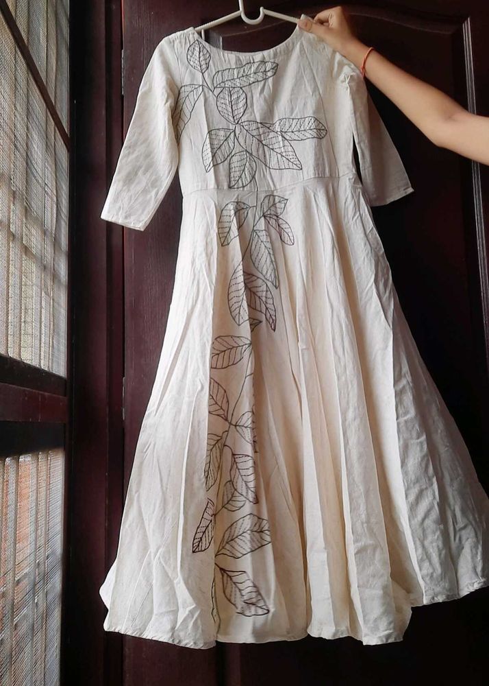 Elegant Cream Anarkali Dress with Leaf Print