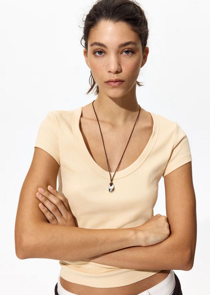 H&amp;M Scoop Neck Top (XS)