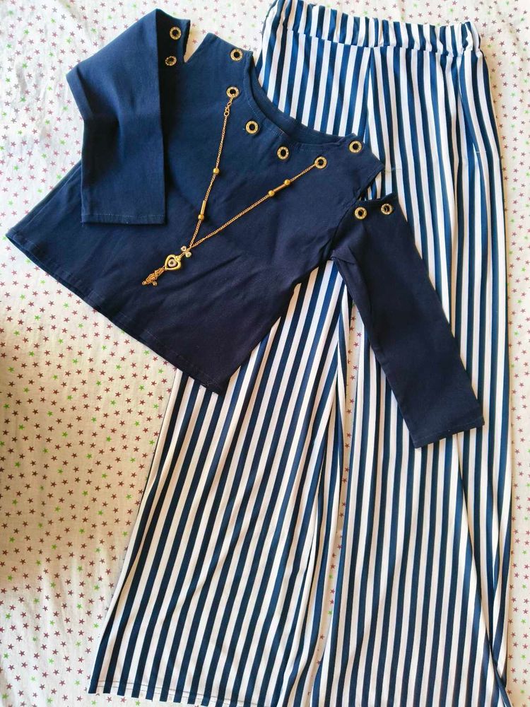 Navy Blue Striped Kurta Set with Necklace