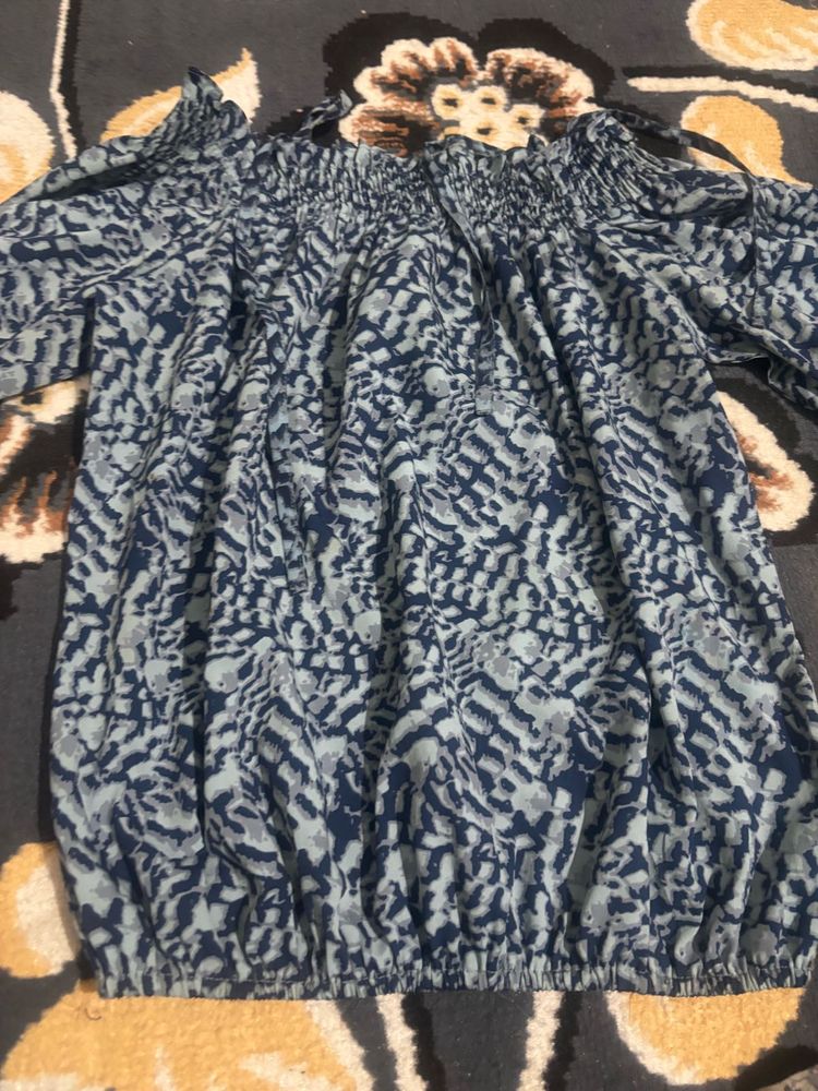 Blue Rare top