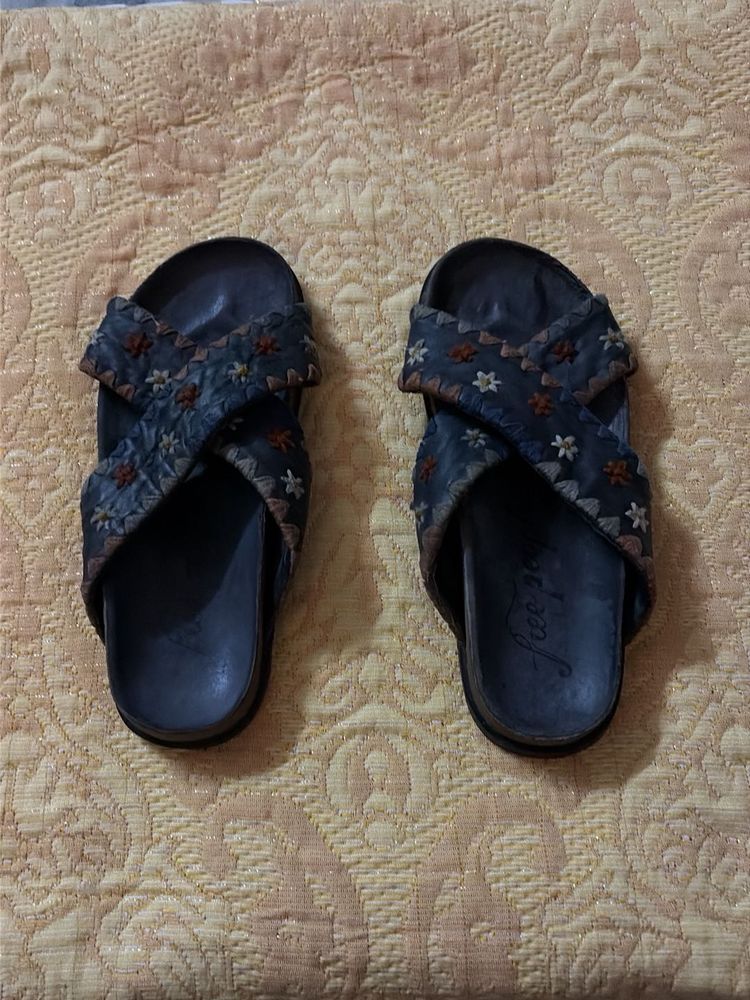 Stylish Embroidered Strap Sandals