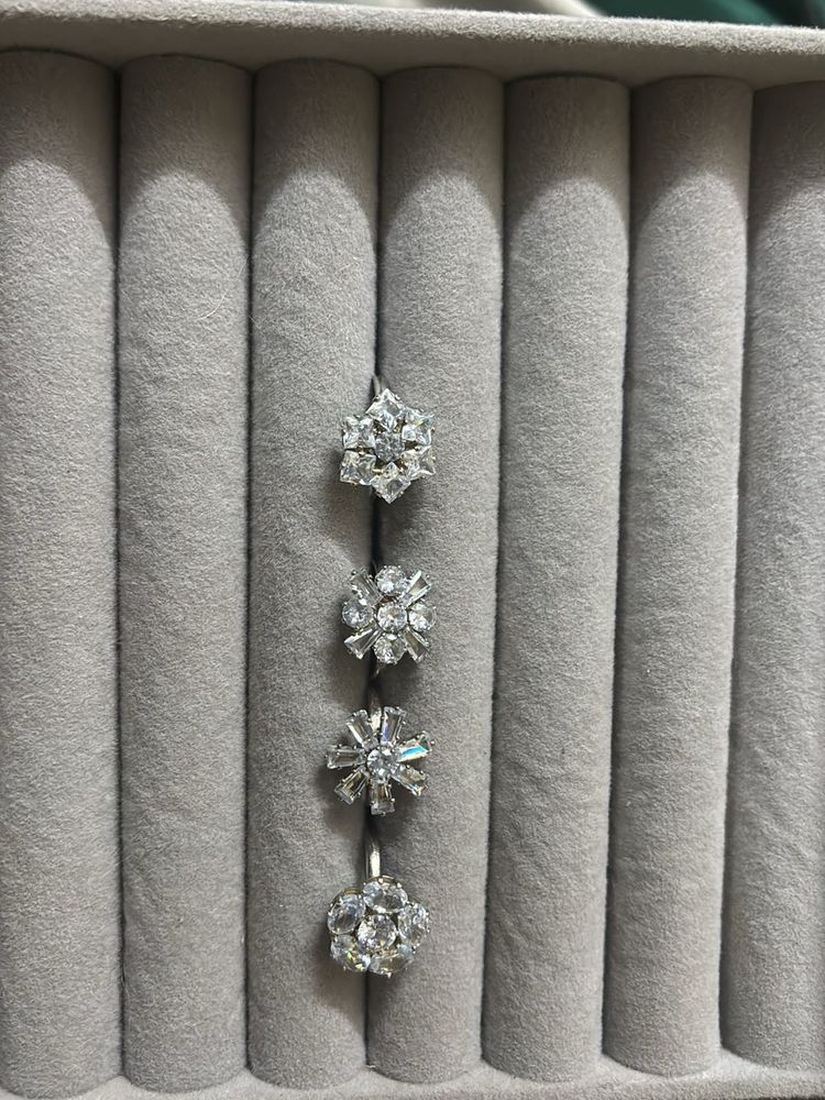 Set of 4 Sparkling Rings