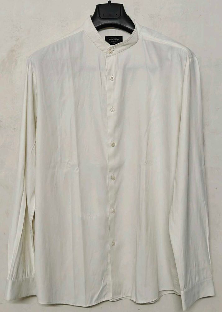 Men's White Band Collar Shirt