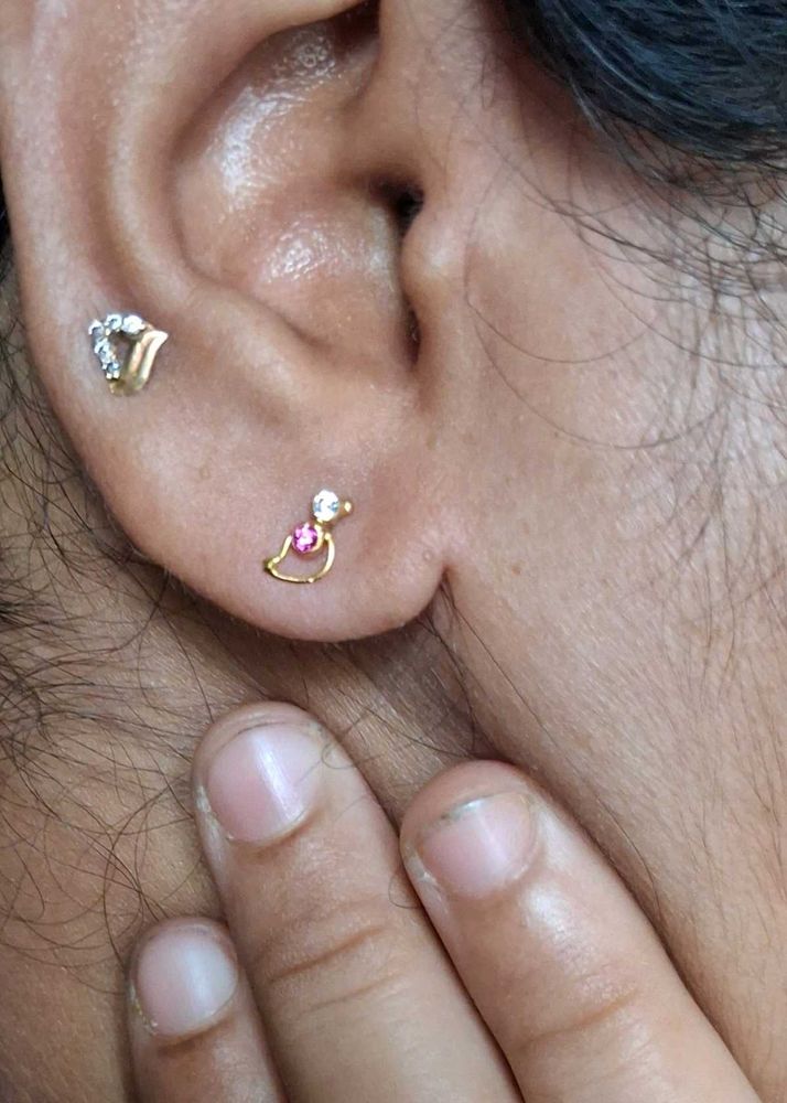 Charming Stud Earrings with Pink &amp; White Stones