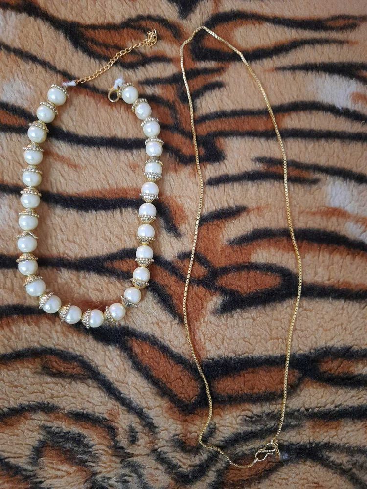 Pearl &amp; Gold Chain Necklace Set