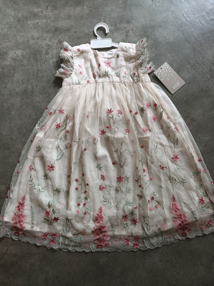 brand new kids gown