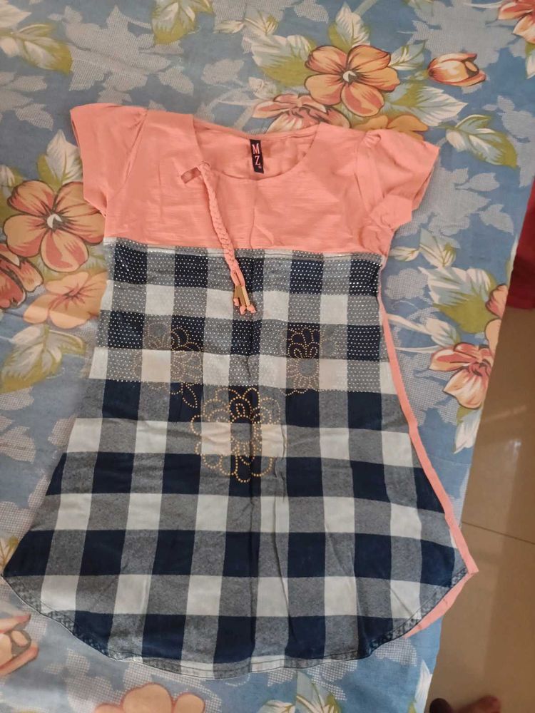 Cute Checked Tunic Top