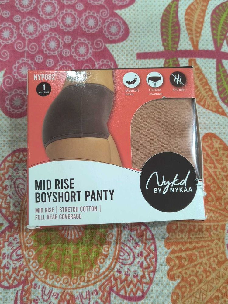 Nykaa Mid Rise Boyshort Panty