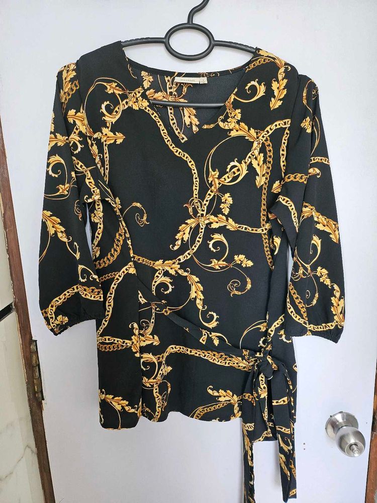 plusS Black Gold Top