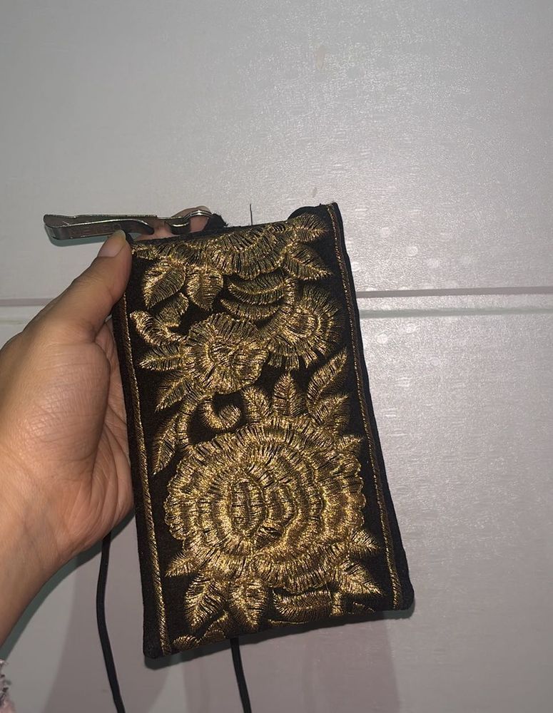 Embroidered Floral Pouch
