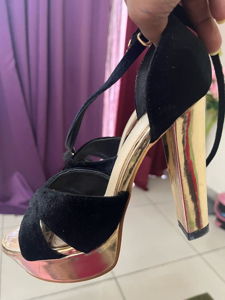 Black &amp; Gold Platform High Heels 36 Size