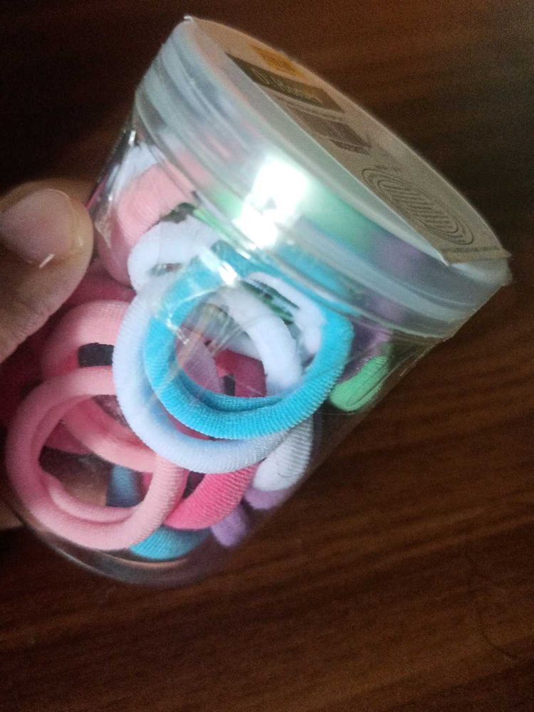 Free Hairbands with wallet