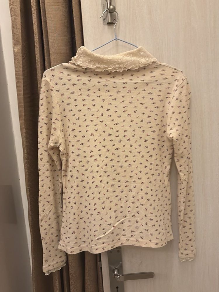 Floral Print Turtleneck lace Top