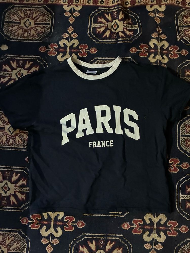 Cropped navy Blue tshirt