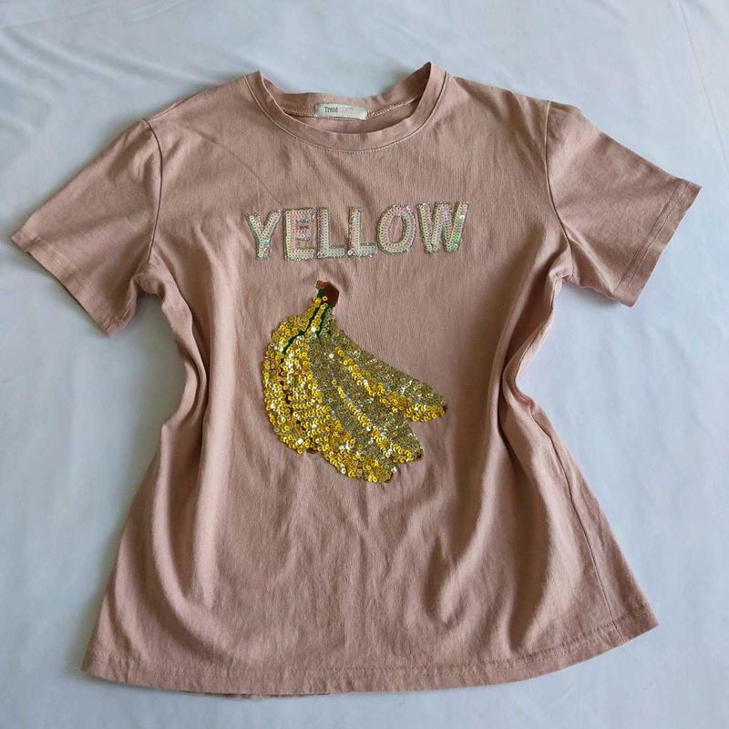 Sparkly Banana "Yellow" T-Shirt 🍌🫒
