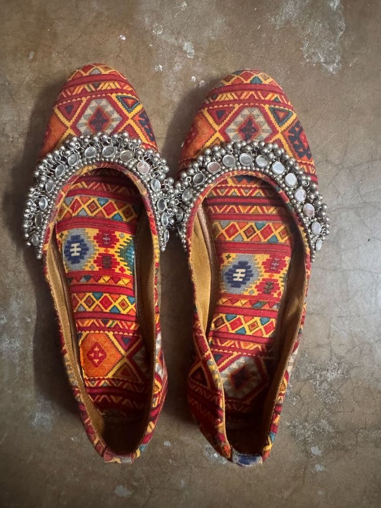 Embroidered Juttis with Mirror Work