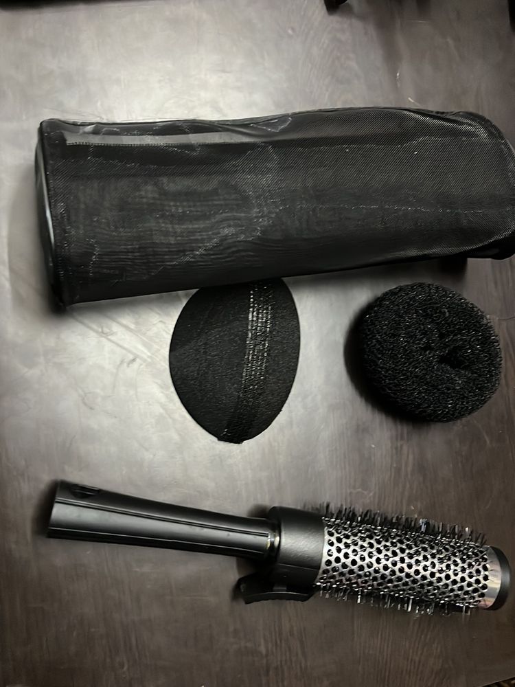 Hair Kit With Free Pouch