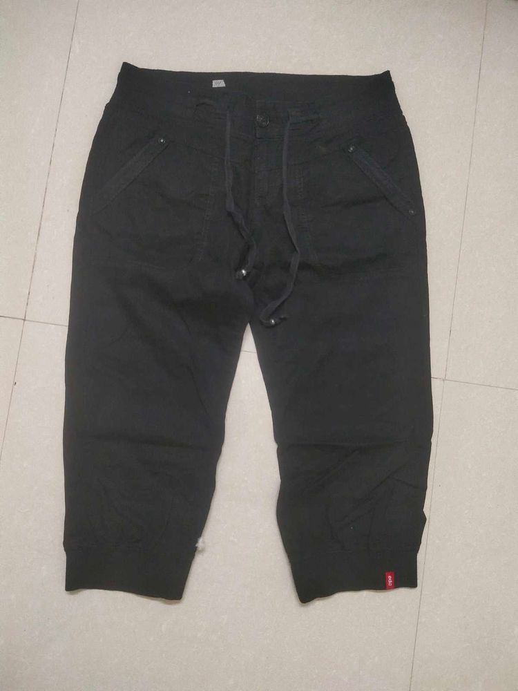 Imported Relaxed Active Capri Pants