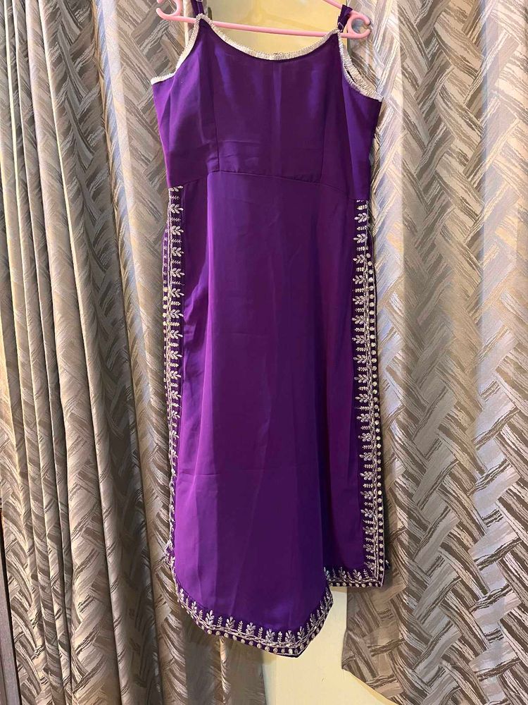 Elegant Purple Embroidered Kurta