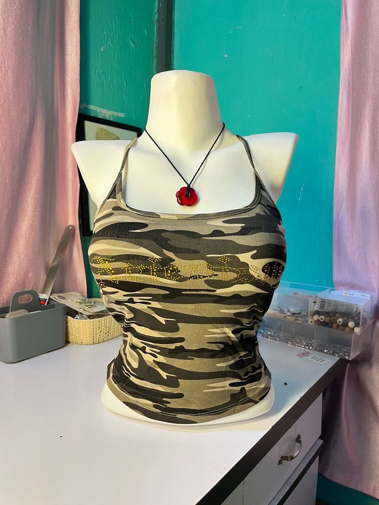 Gothi/y2k style Padded tank top.