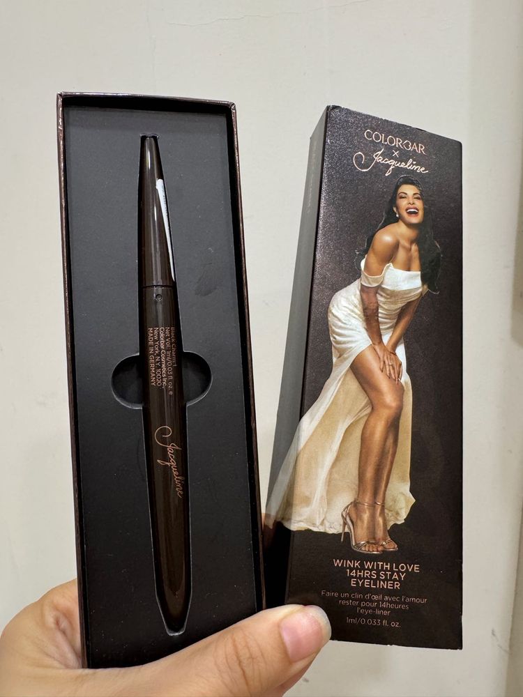 COLOBAR x Jacqueline 14HR Stay Sketch Eyeliner