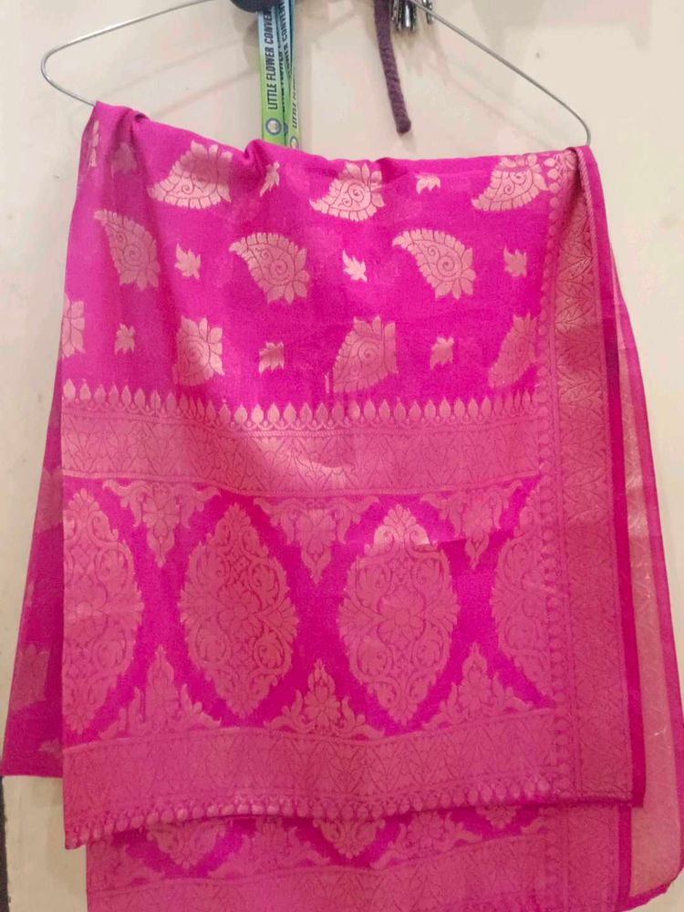 Bnarsi Dupatta