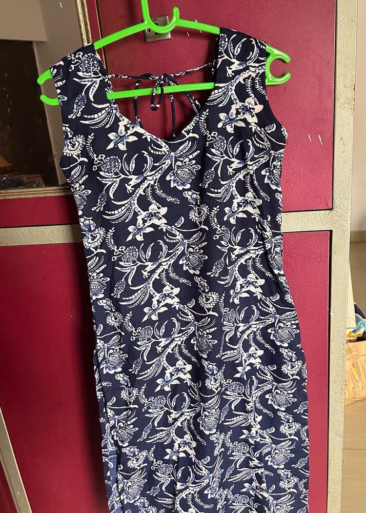 Navy Floral Sleeveless Dress