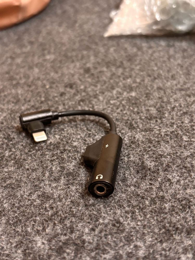 IPhone Lightning Cable to Headphone Jack Adapter