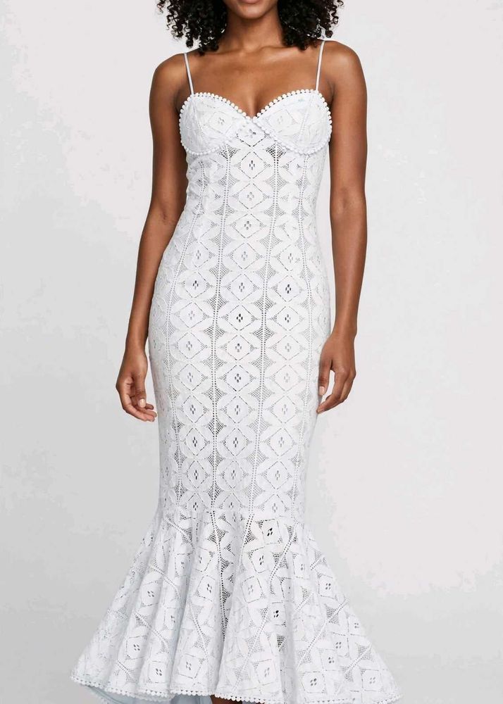 Elegant White Lace Fishtail Dress