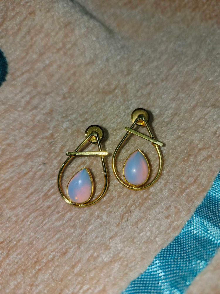 Elegant Gold Drop Earrings with Opal Gemstones
