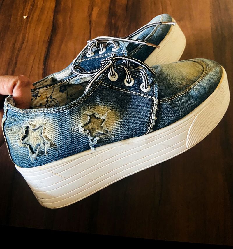 Denim Shoes Having Heels Type Sole….