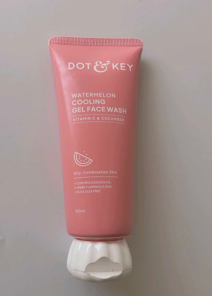 Dot &amp; Key Watermelon Face Wash