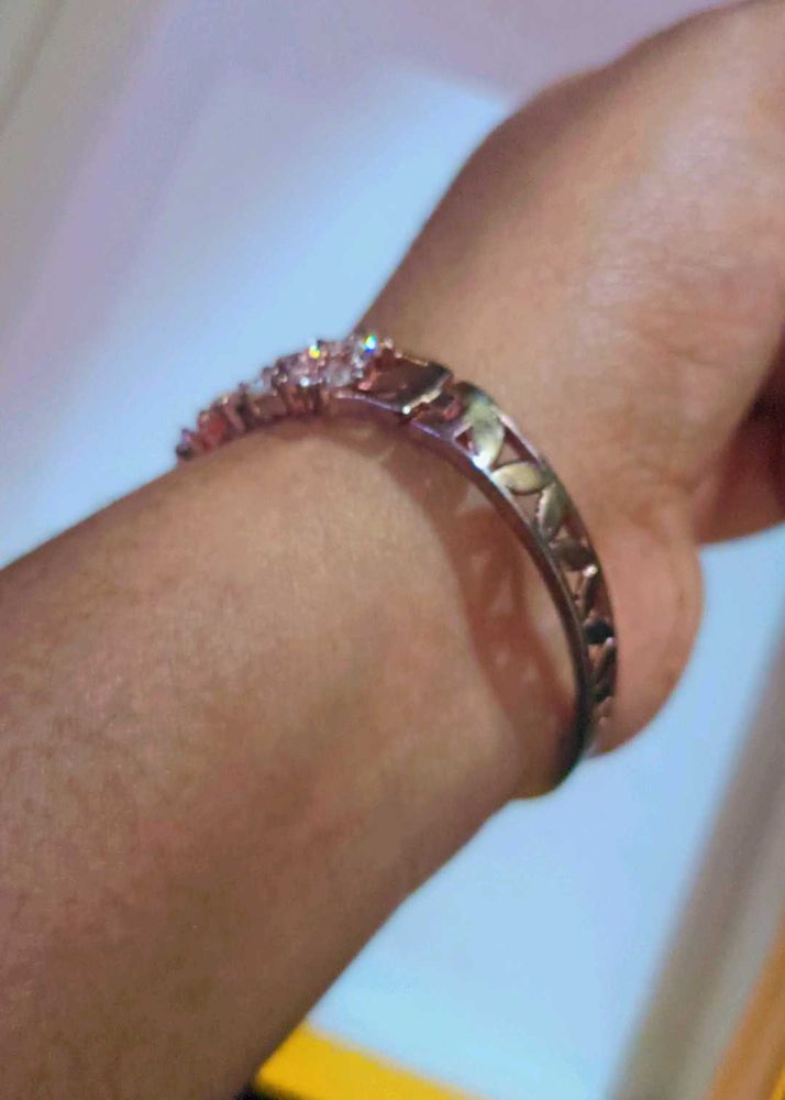 Elegant Bangle Bracelet
