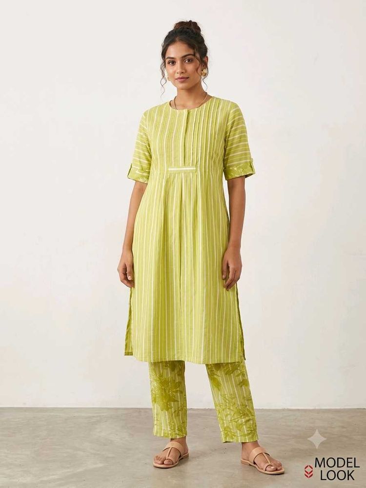 🎉Today only🎉BibA Green Striped Kurta
