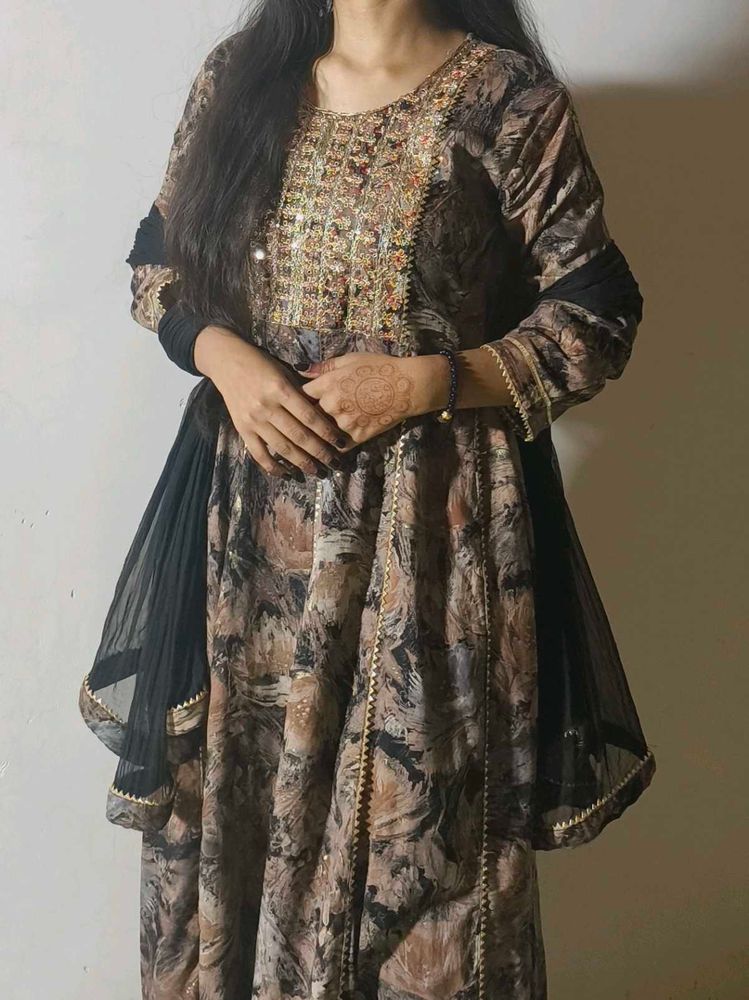 Elegant Printed Kurta Set with Dupatta