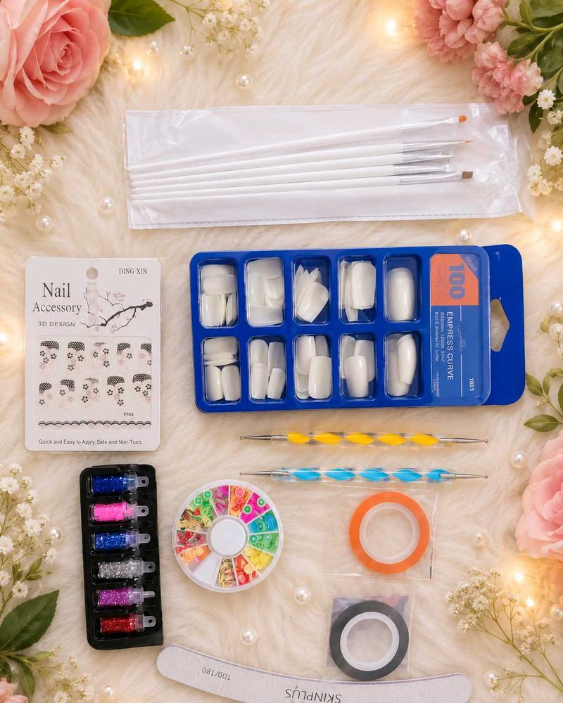 Nail Art &amp; Accessory Kit💅💅💅