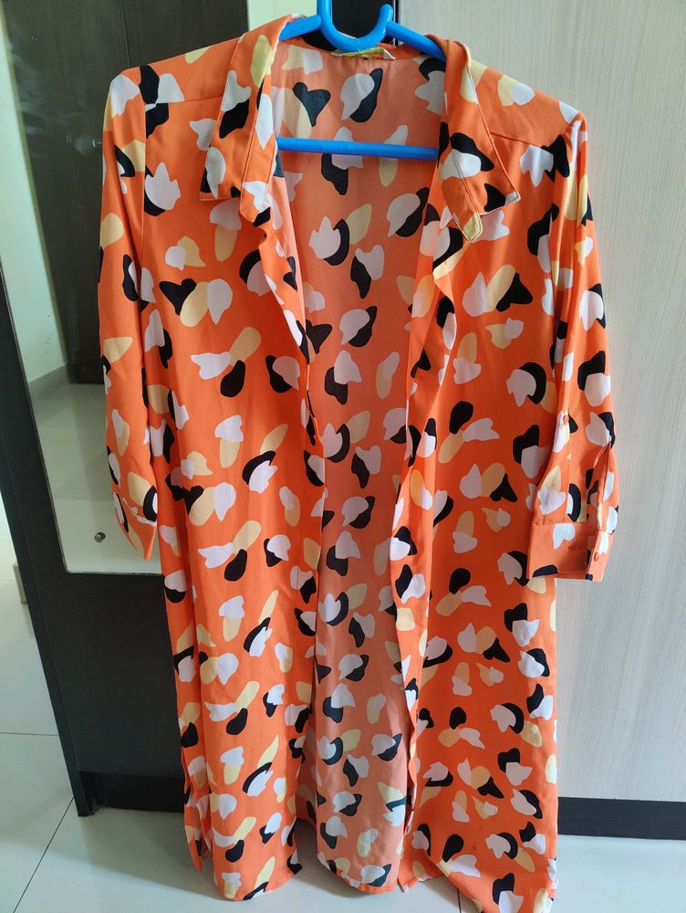 Collared Shrug By Dressberry (Size M)