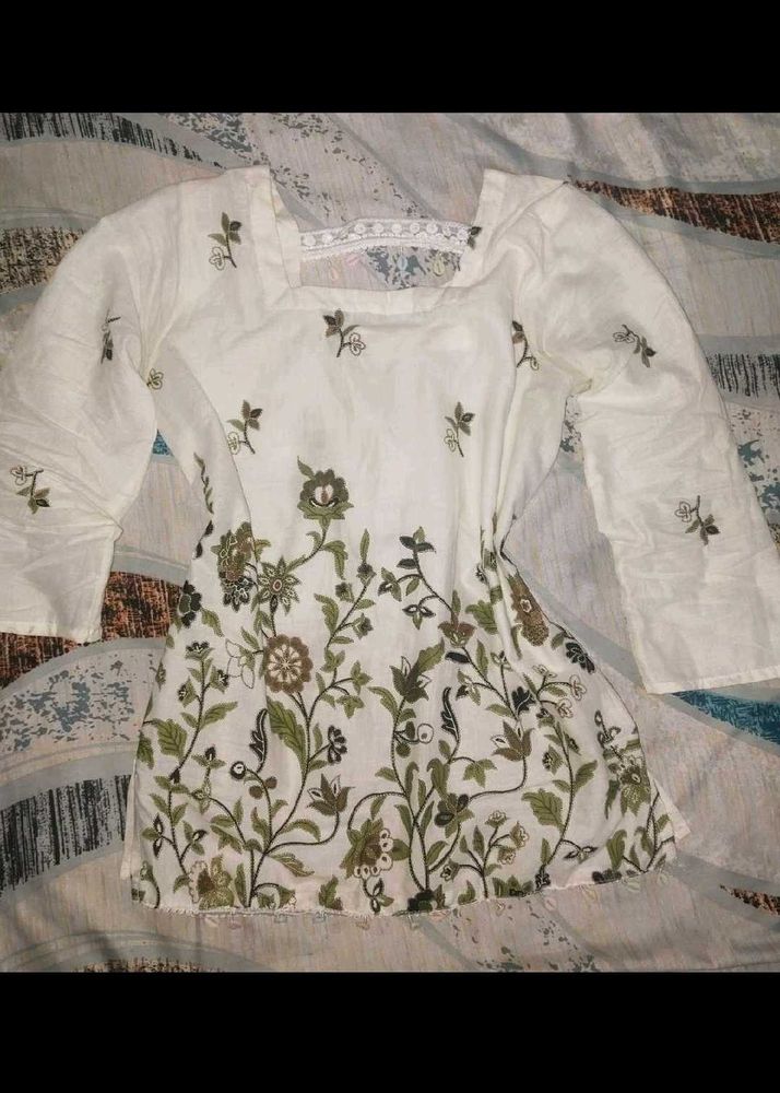 Embroidered White Kurta