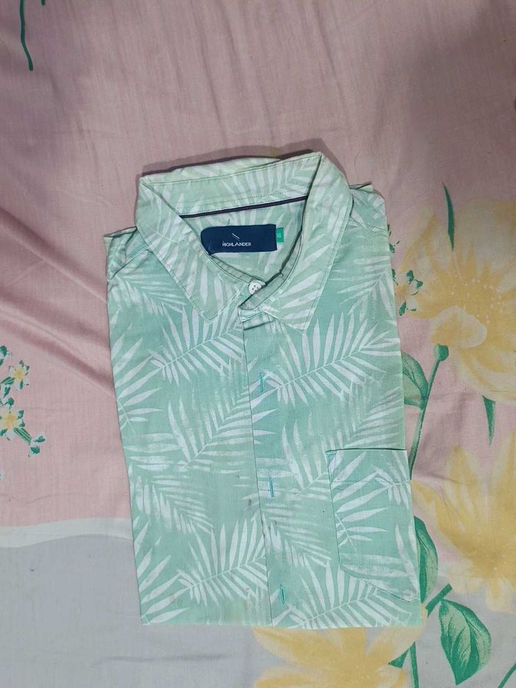 men's shirt with short sleeve