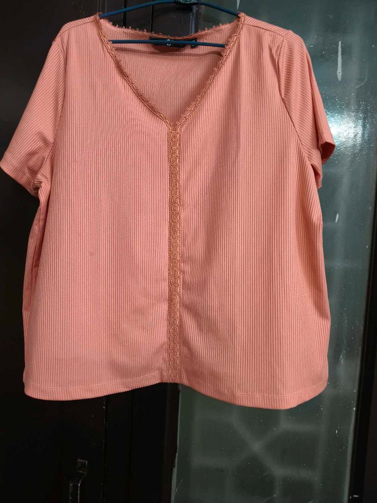 Fig Brand Ladies Smart Top In Xl Size With Lace