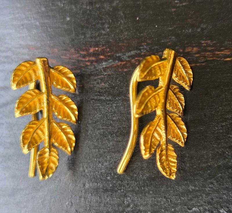 Elegant Gold Leaf Earrings SS925