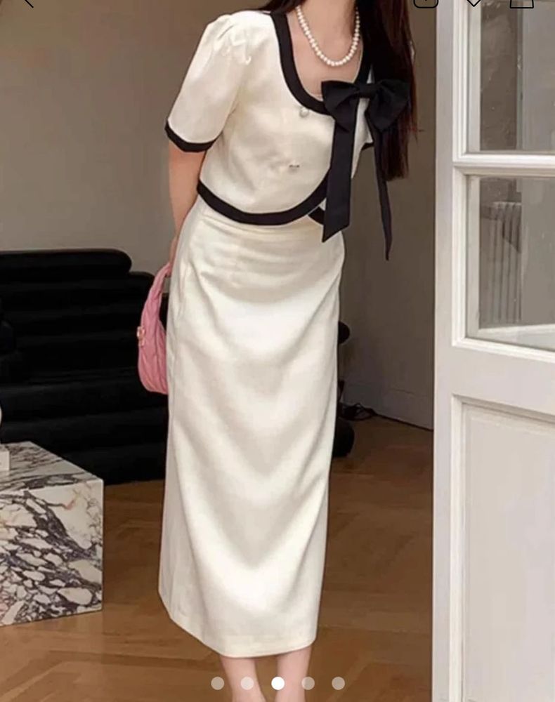 white cord set