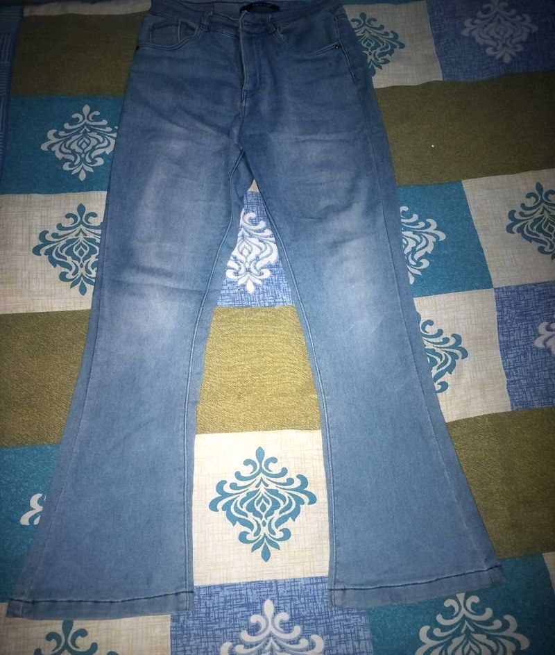 Bootcut Blue jeans