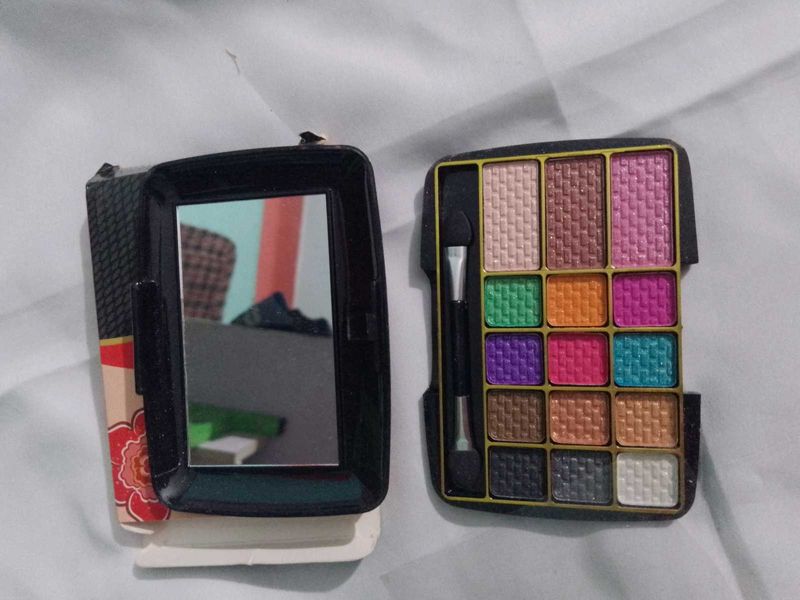 Eyeshadow Shine