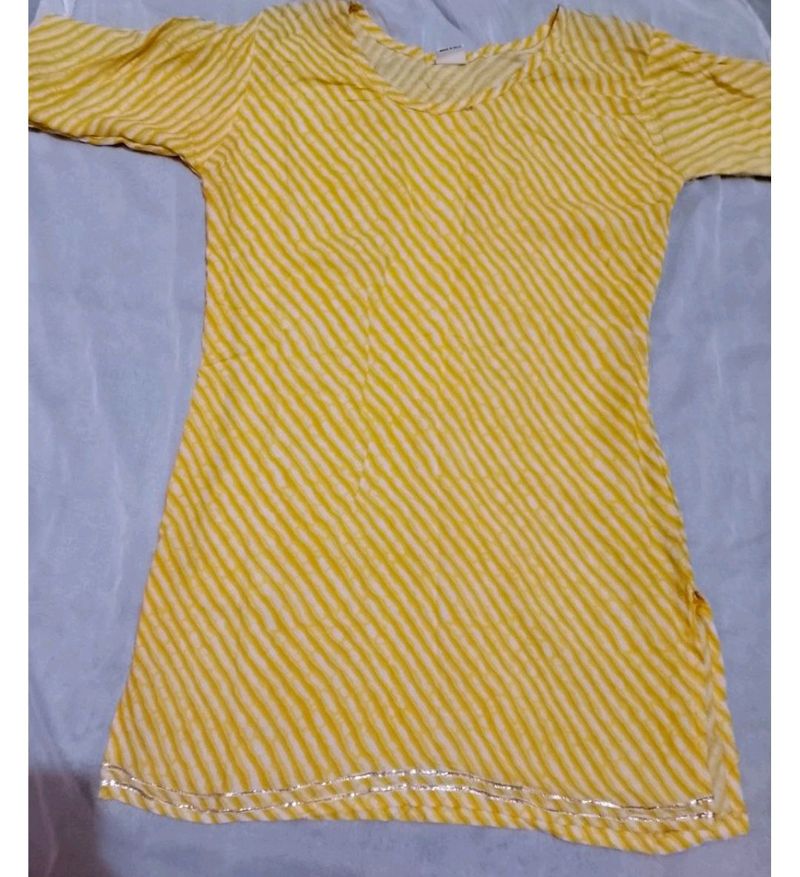 Short Kurti
