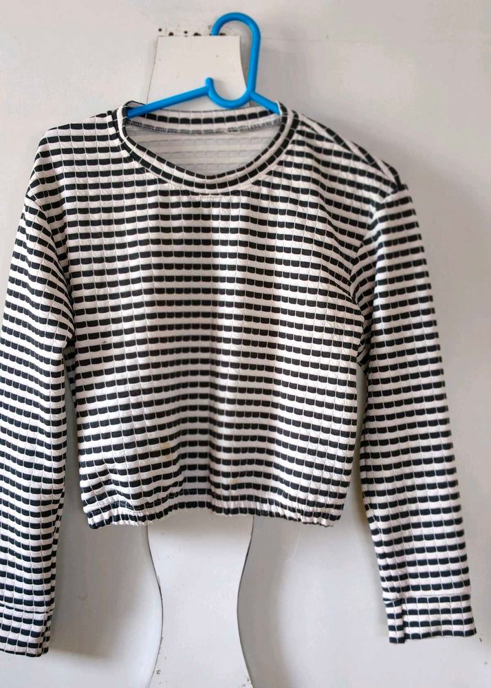 Striped Long Sleeve Cropped Top
